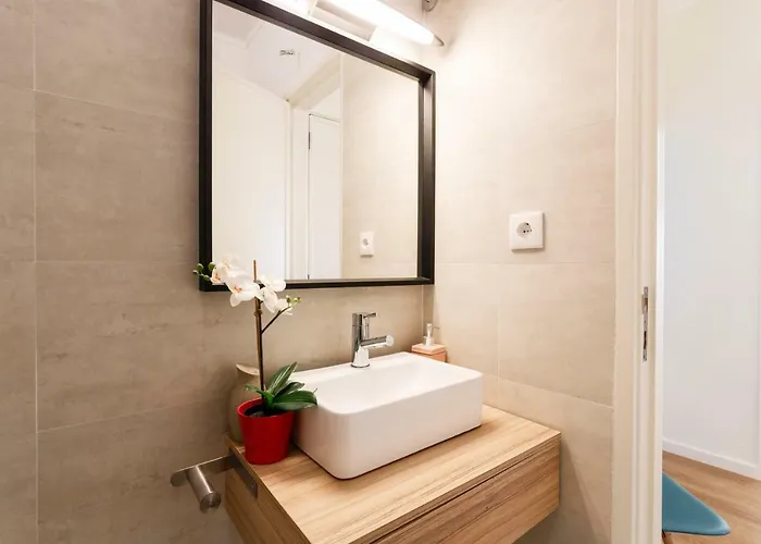 Apartamento Whome | Anjos Premium #8 *