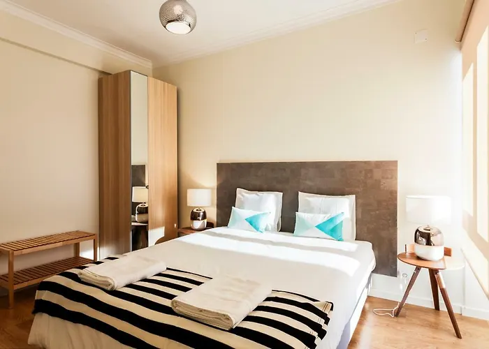 Whome | Anjos Premium #8 Lisboa